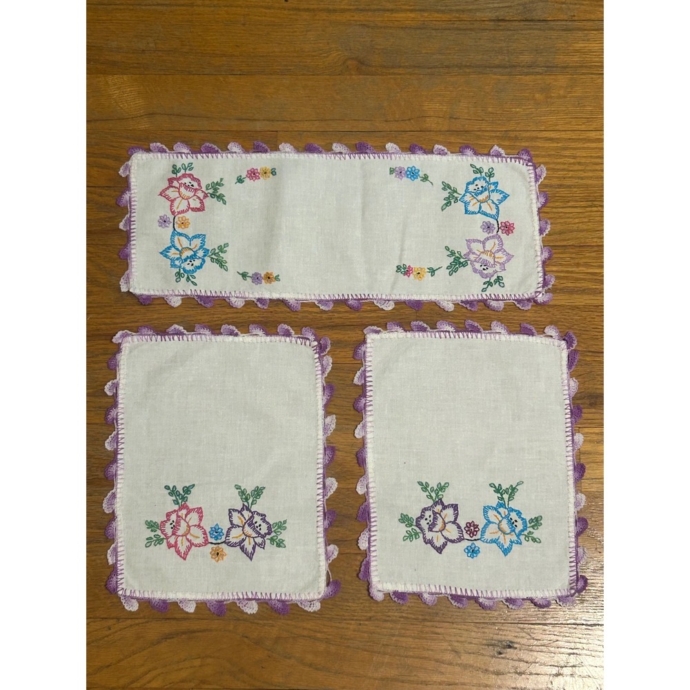Vintage Embroidered Linen 3 Piece Set Floral Crochet Edge Dresser Scarf Doilies